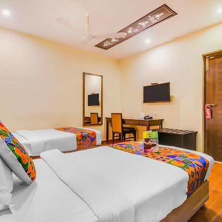 Fabhotel Golpark Kolkata Eksteriør bilde