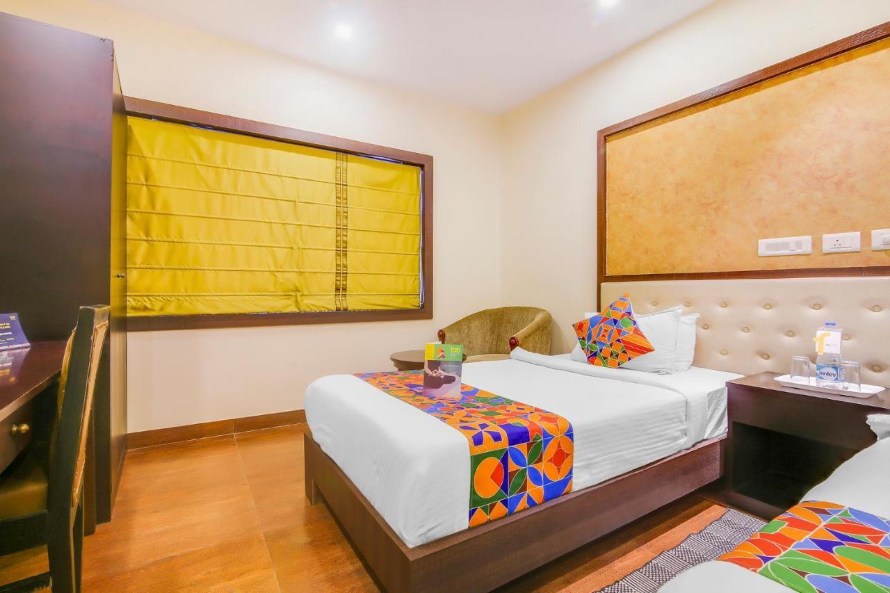 Fabhotel Golpark Kolkata Eksteriør bilde