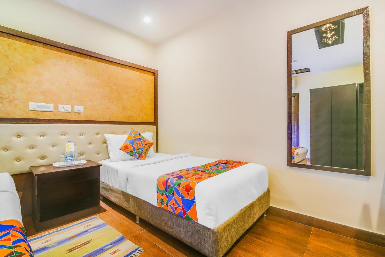 Fabhotel Golpark Kolkata Eksteriør bilde